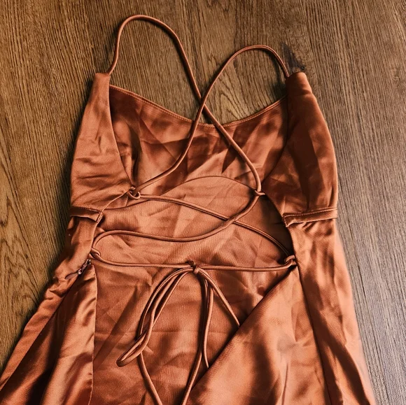 Elegant Backless Satin Dress - Brown - Picture 4 of 9